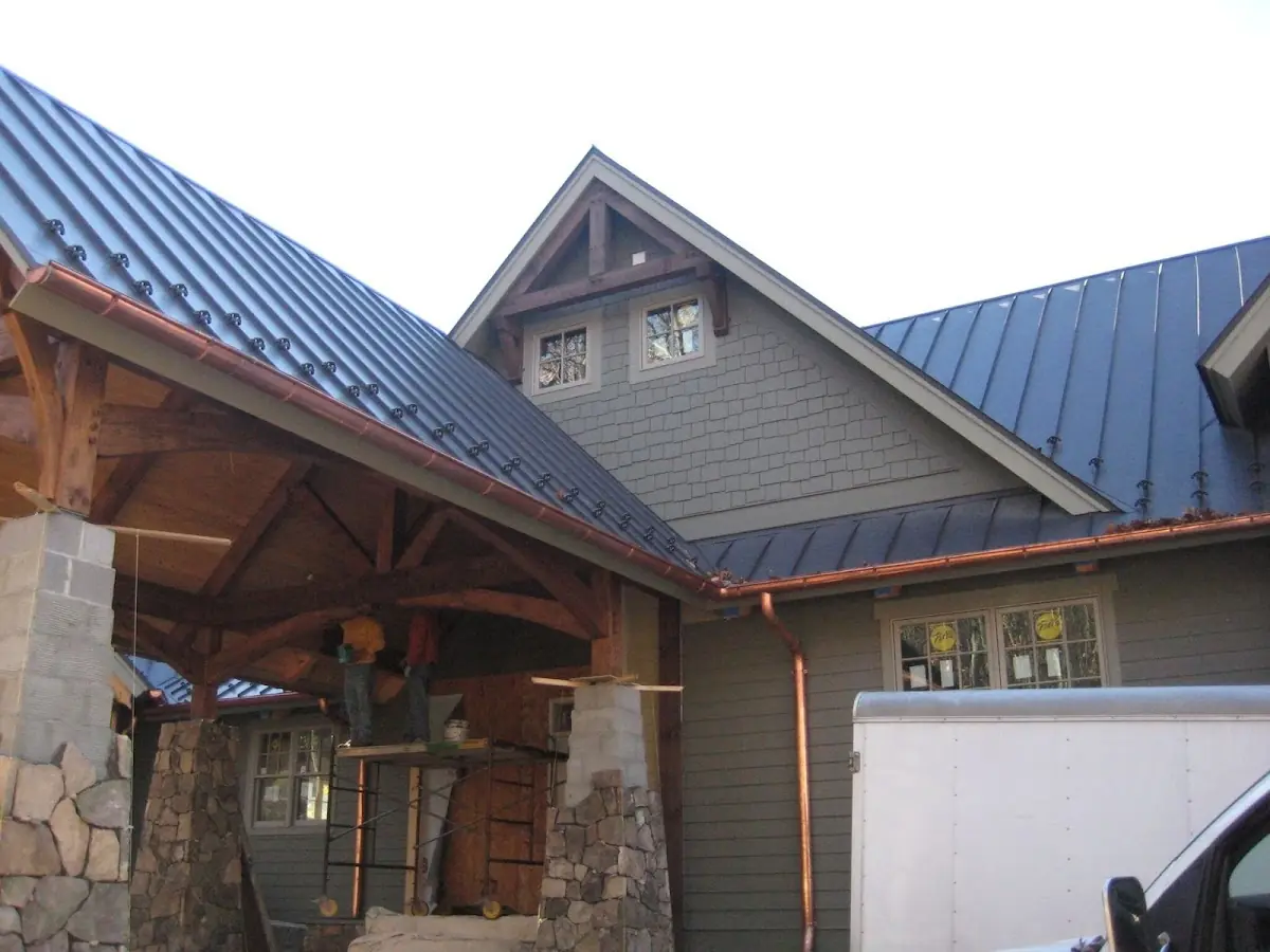 Craftsman Roofing team delivering quality roofing work in Alpha